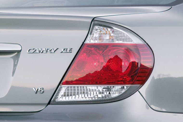 2006 Toyota Camry XLE Rearlight Picture